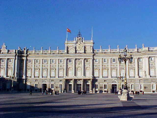 Palacio Real. I assure you that this palace is no country house! With 870 windows, 240 balconies, 44 sets of stairs and 110 doors, it maintains its janitors pretty busy during the week. Even though the Spanish Royal family does not reside there anymore, it is still use for official acts of state as well as special ceremonies. Why? Well, it is really breath taking! 