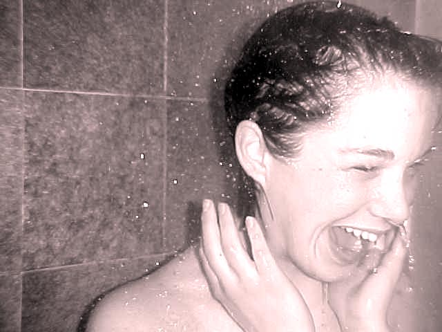 Exclusive art shot! Mirjam in the shower!