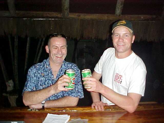 After a tour around the resort-part of the island, we both enjoyed a beer at the Island Bar (middle of the pools).