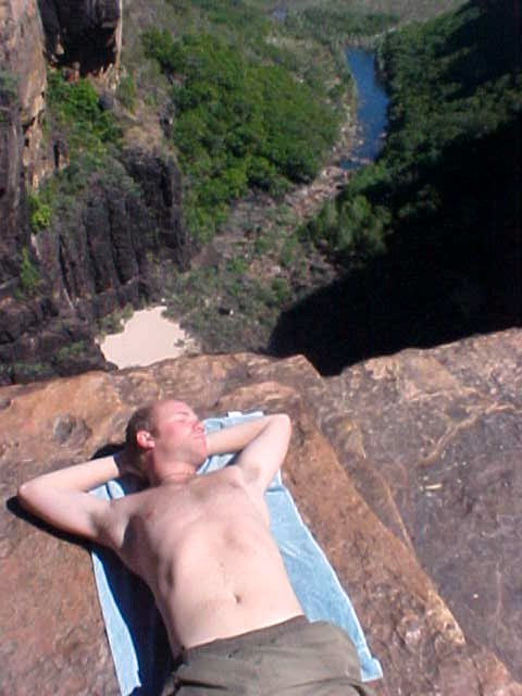 After a swim in the nearby rockpool I had a good sun bath. Down there you see the little beach... 
