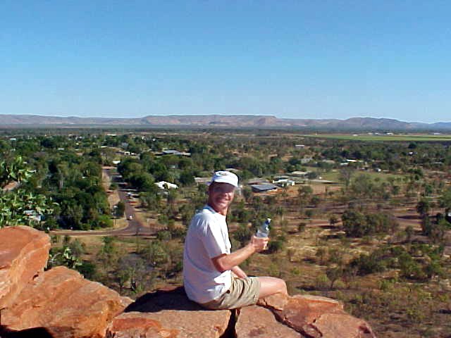 As seen from the lookout over Kununarra,  but why did everybody ignore me when I told them Australia should be very original and cut some faces from this rock and call it Mount Rushmore or something like that?
