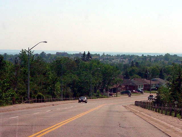North Bay is a wide spread city along Lake Nipissing (which you see in the background).